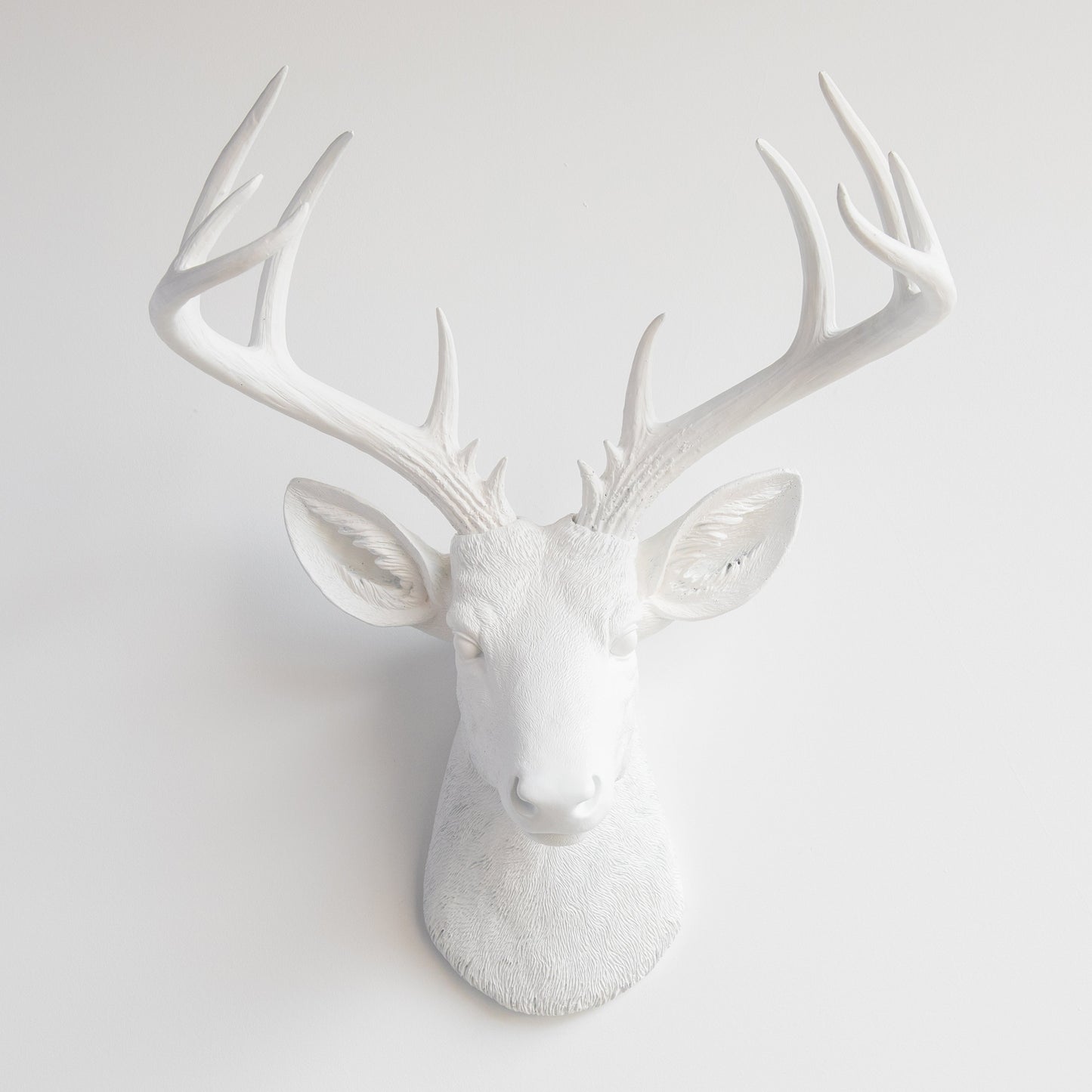 Faux Deer Skulptur