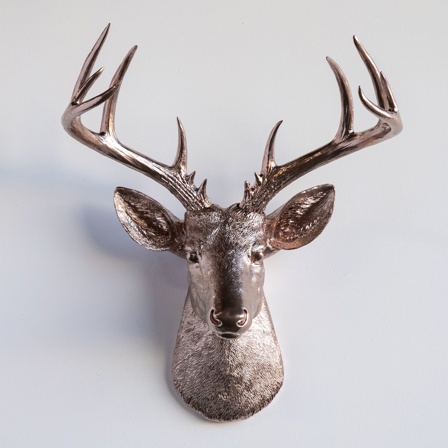 Faux Deer Skulptur