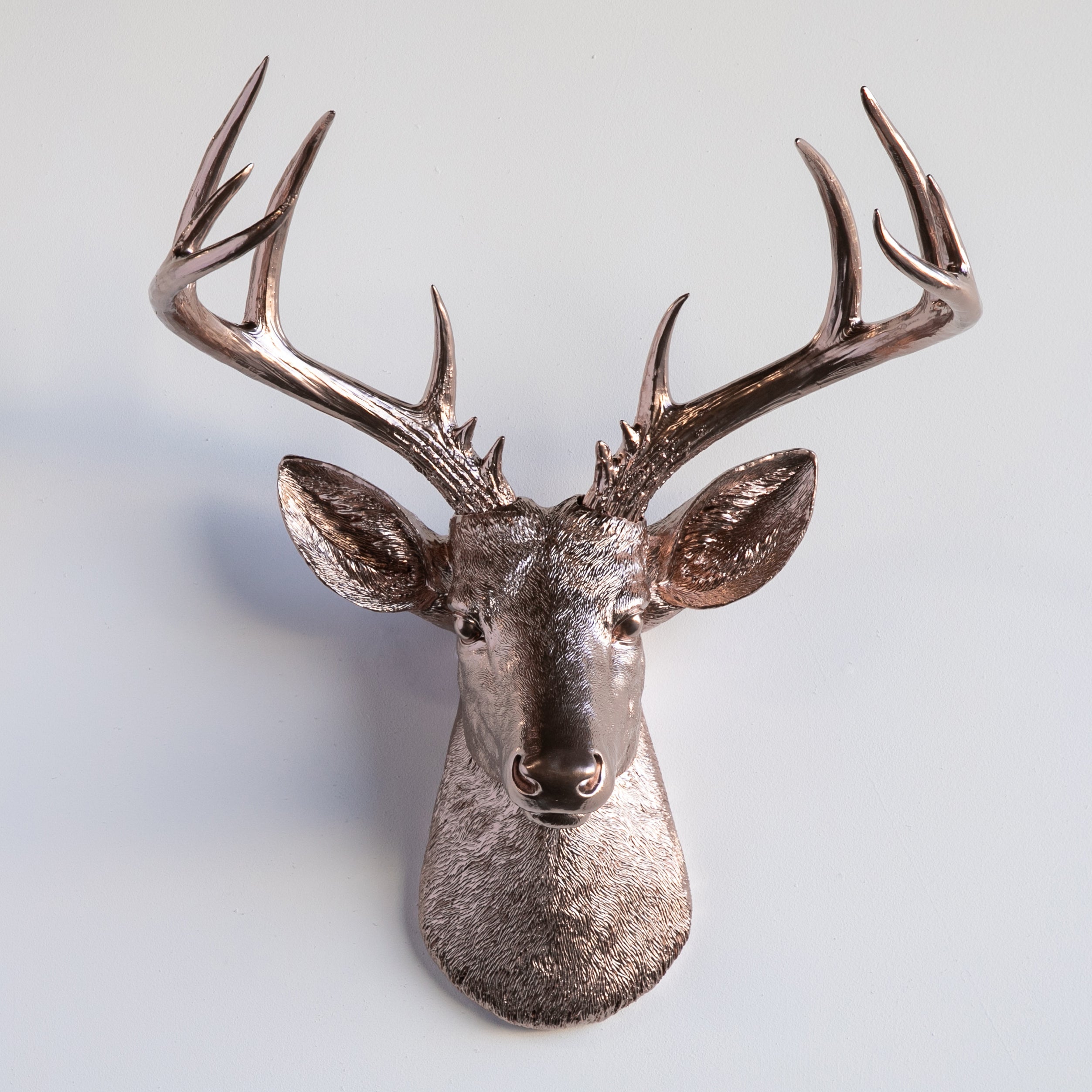 Faux Deer Skulptur