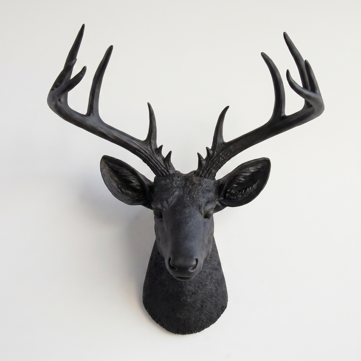 Faux Deer Skulptur