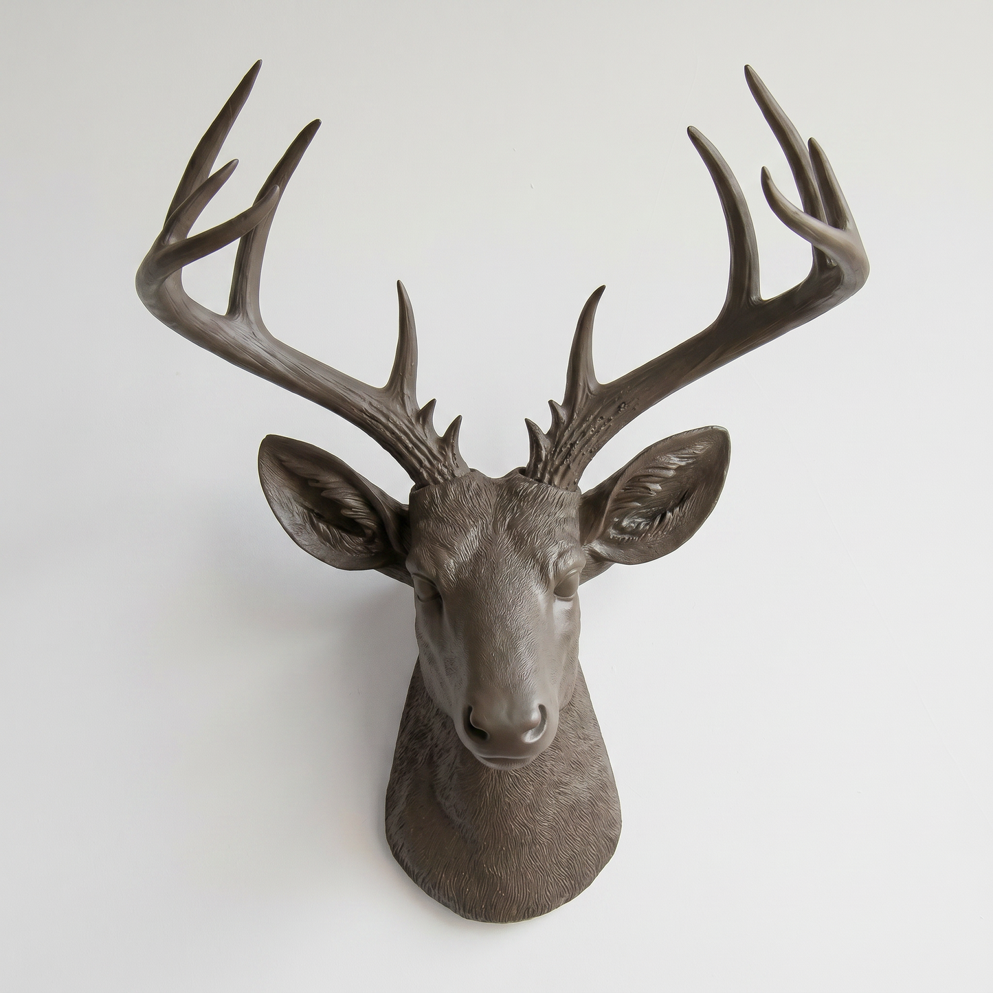 Faux Deer Skulptur