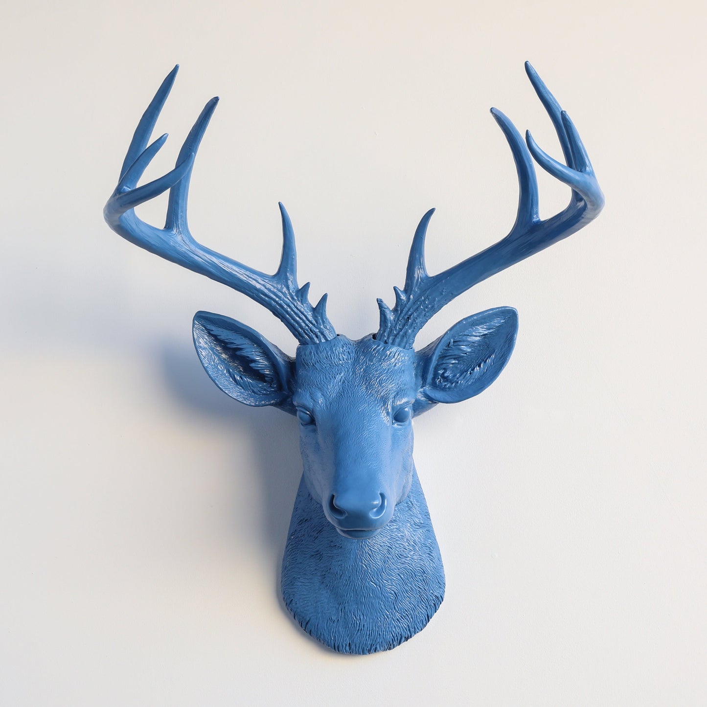 Faux Deer Skulptur