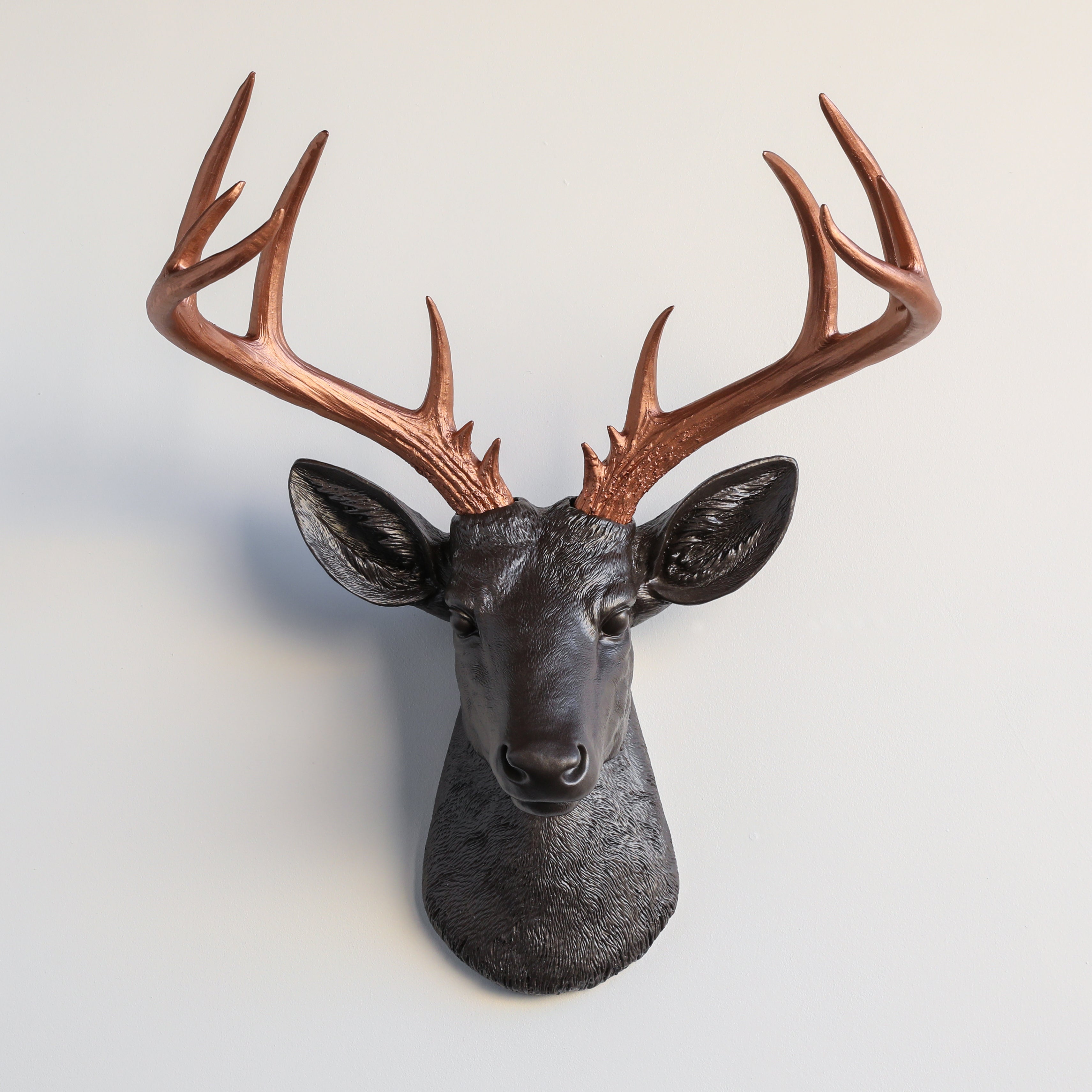 Faux Deer Skulptur