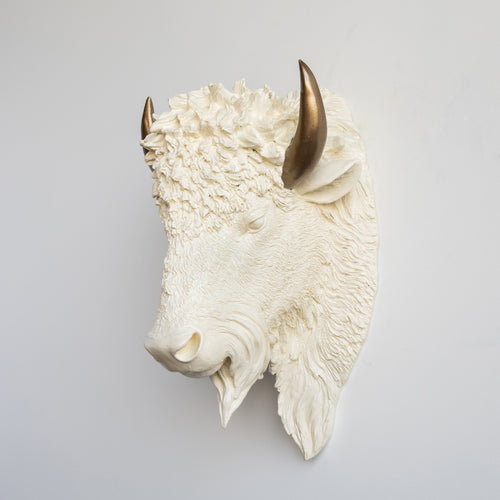 Faux Bison Skulptur