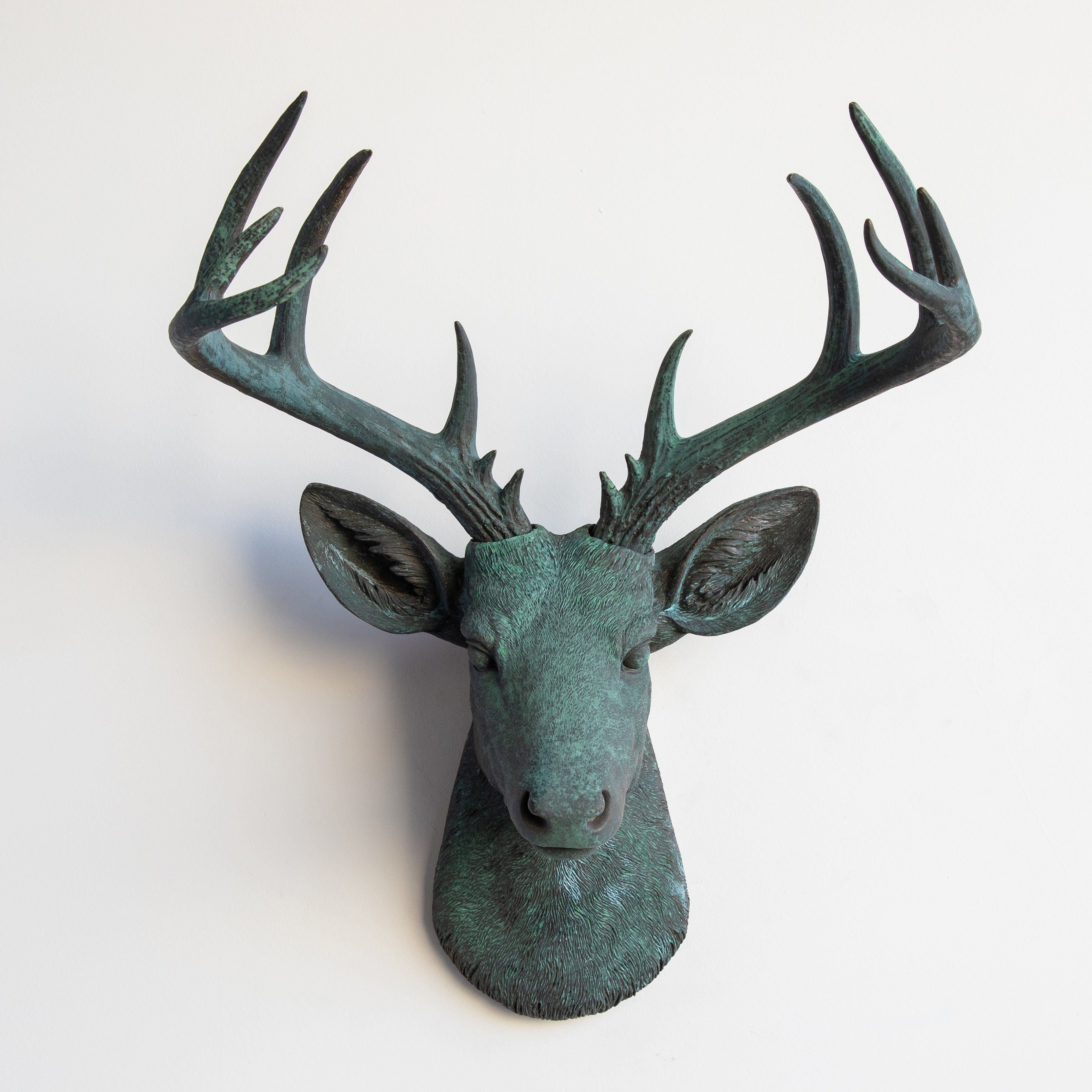 Faux Deer Skulptur