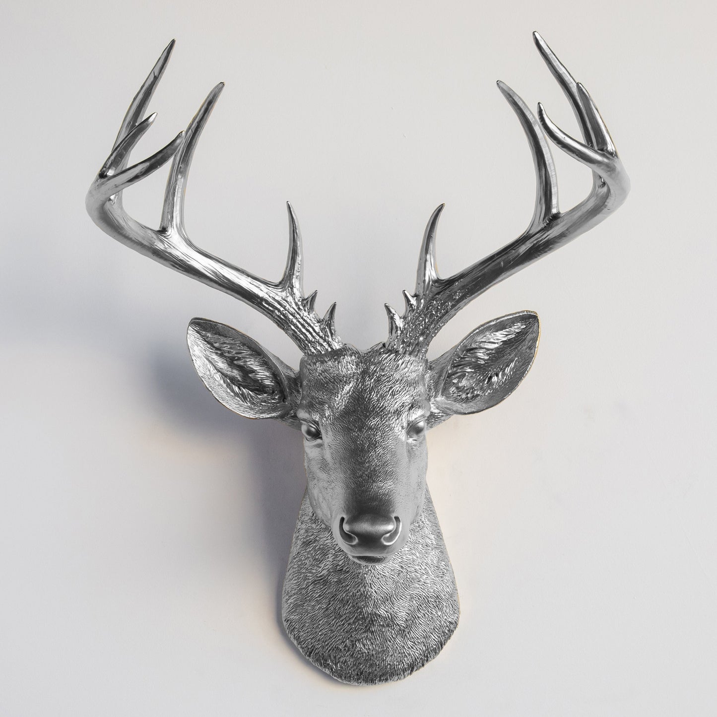 Faux Deer Skulptur