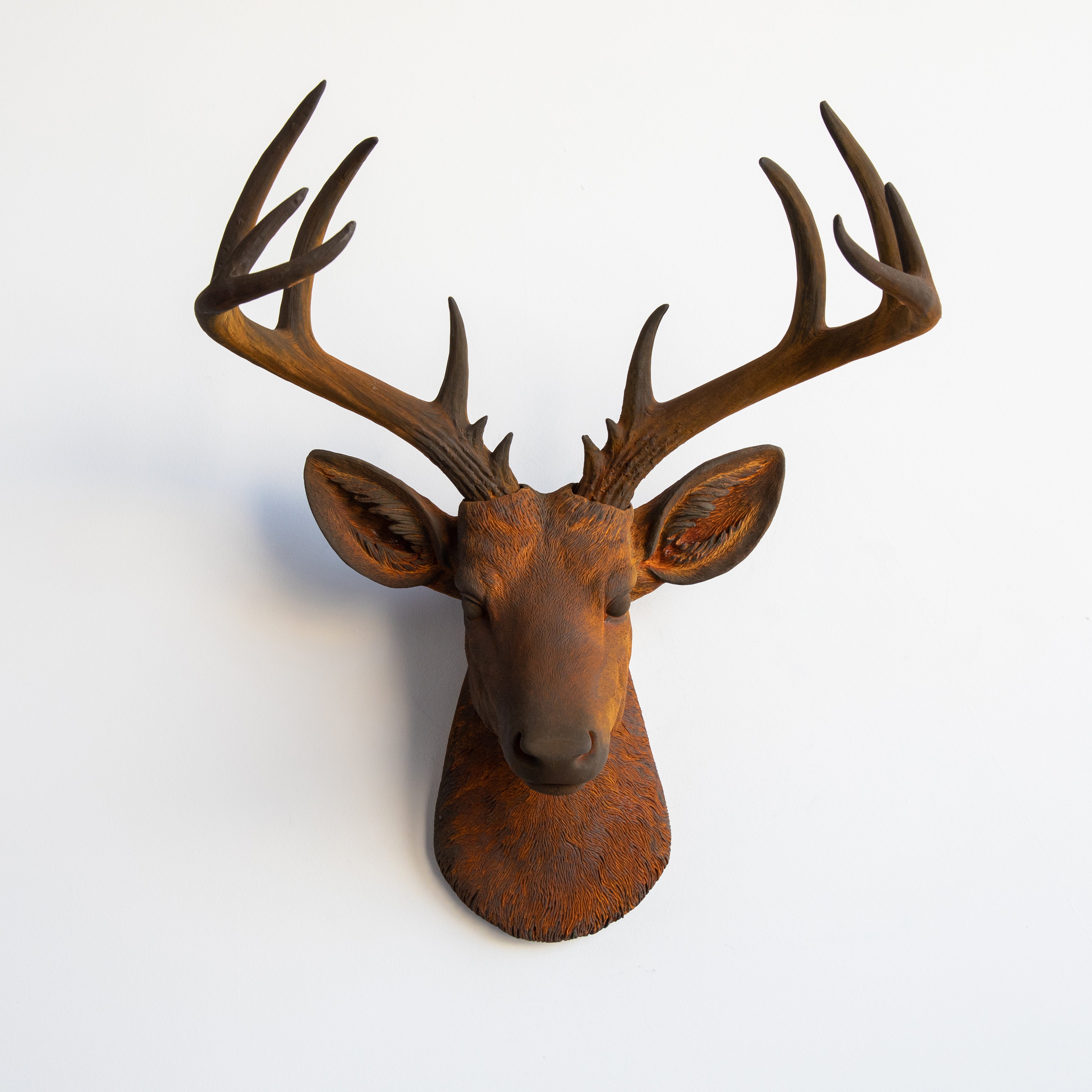 Faux Deer Skulptur