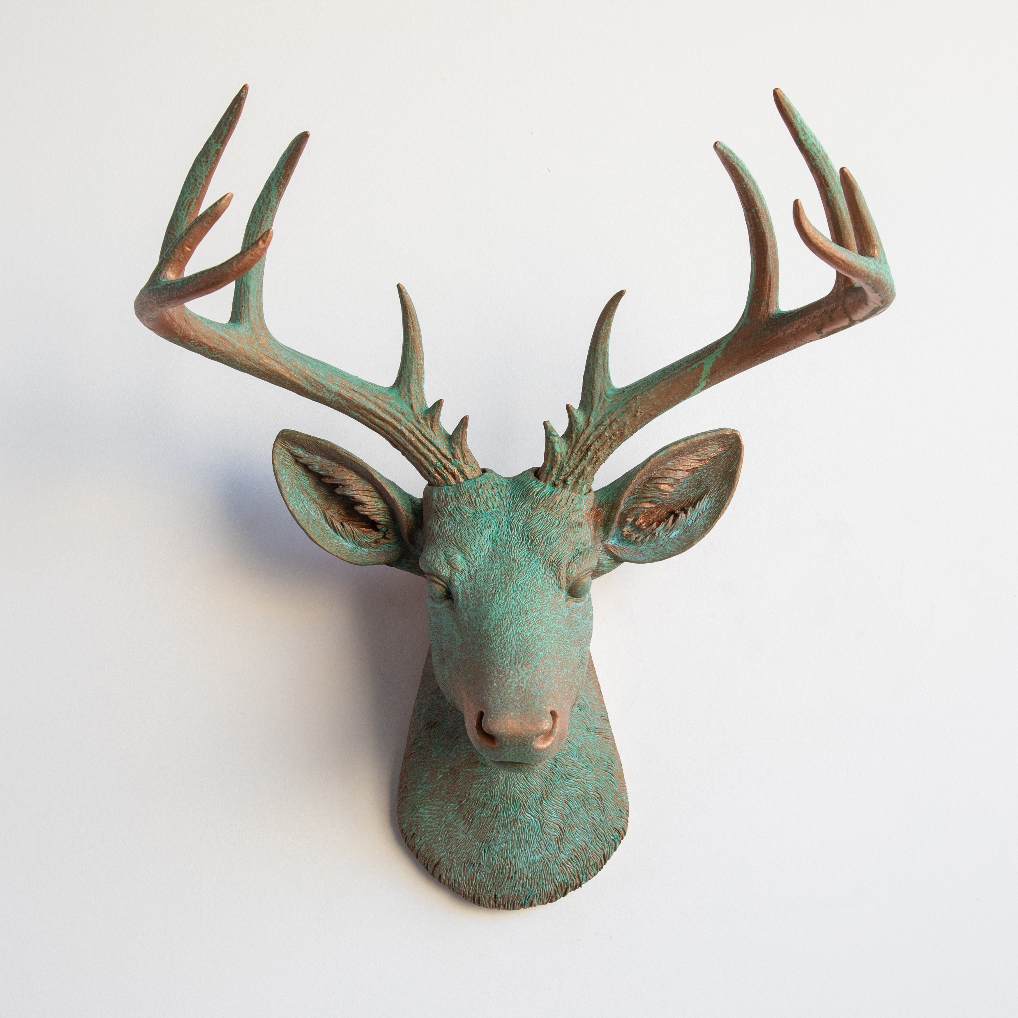 Faux Deer Skulptur